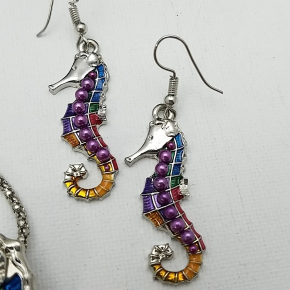 Colorful Seahorse Silver Tone Necklace & Earrings - Picture 3 of 3